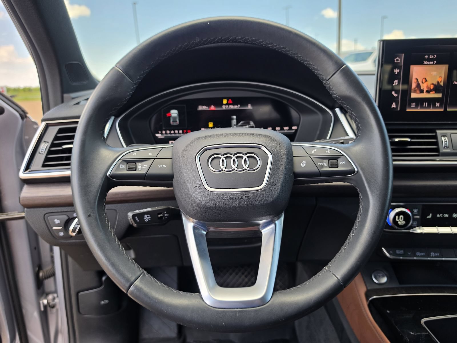 Used 2024 Audi Q5 2.0T Premium Plus AWD/4WD image 22