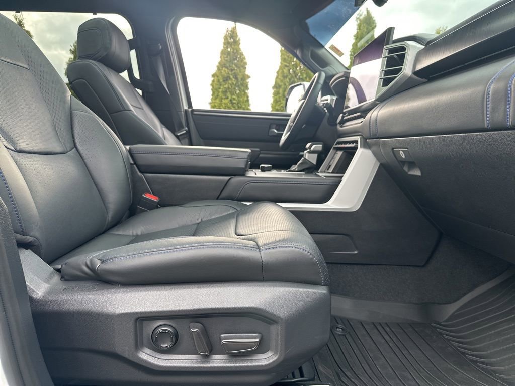 Used 2025 Toyota Tundra Platinum image 37