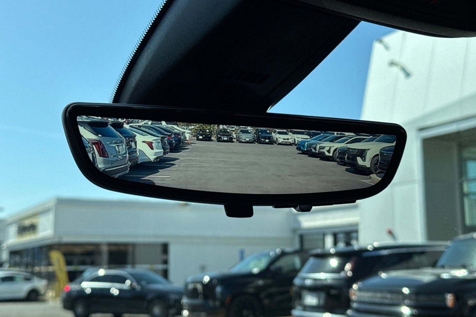 Certified 2025 Cadillac XT6 Sport w/ Technology Package image 23