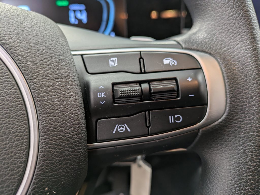 Certified 2024 Kia Sportage LX image 17