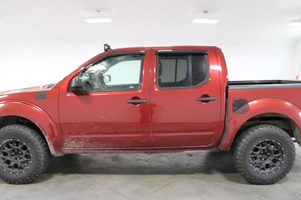 Used 2014 Nissan Frontier SV image 6