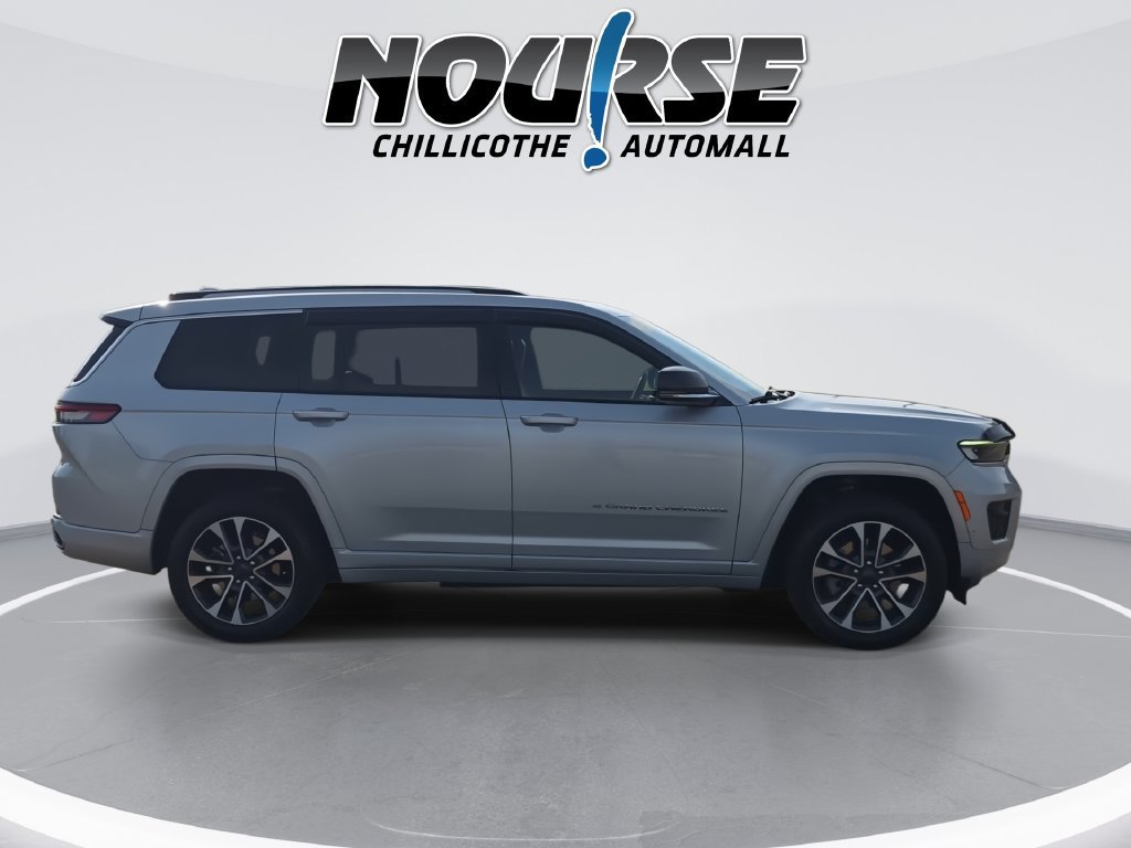 Used 2022 Jeep Grand Cherokee L Overland w/ Luxury Tech Group IV AWD/4WD image 9
