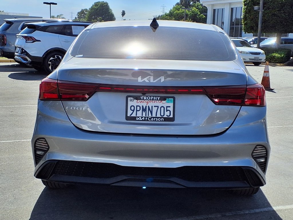 Certified 2024 Kia Forte LXS FWD image 4