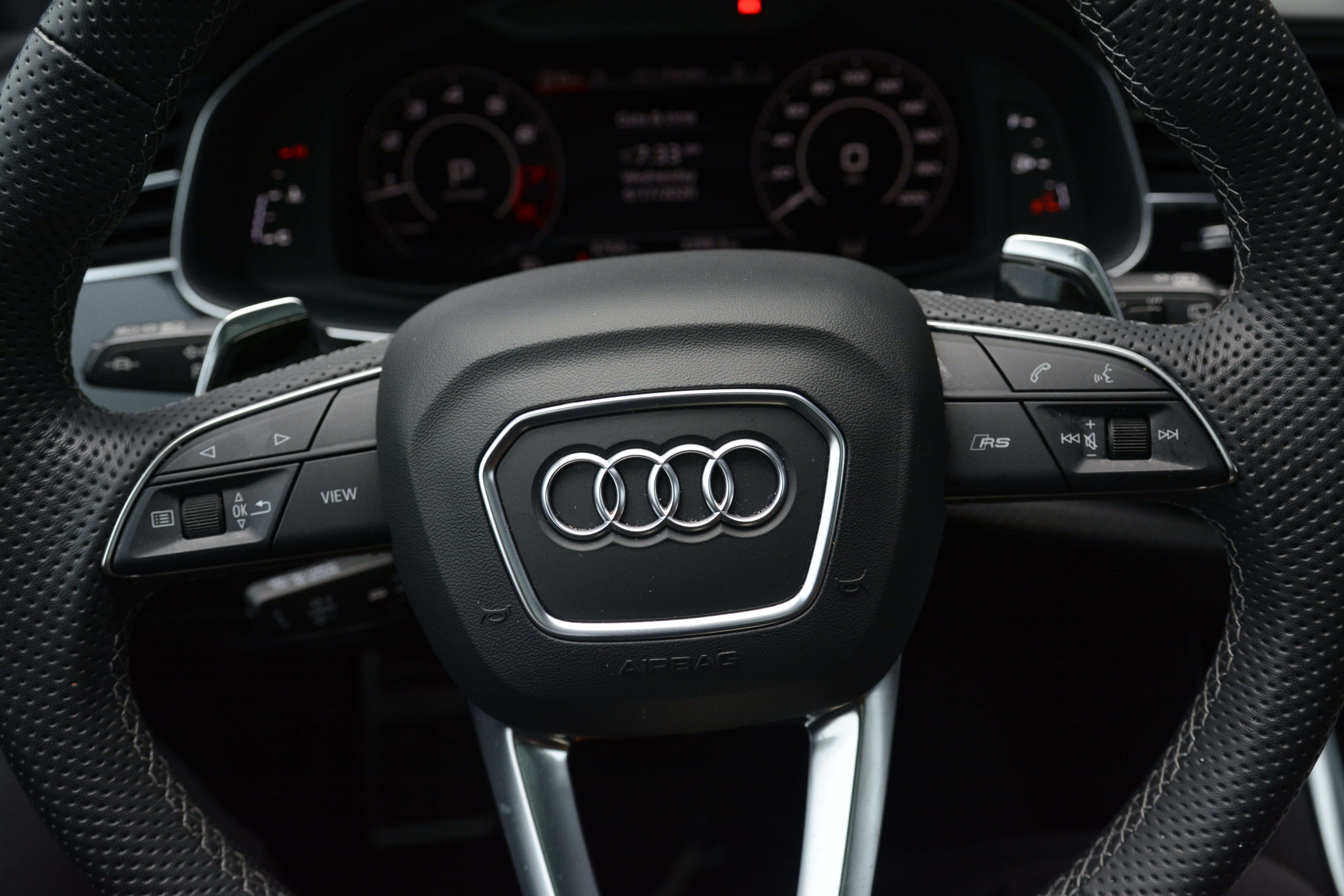 Used 2025 Audi RS Q8 performance AWD/4WD image 18