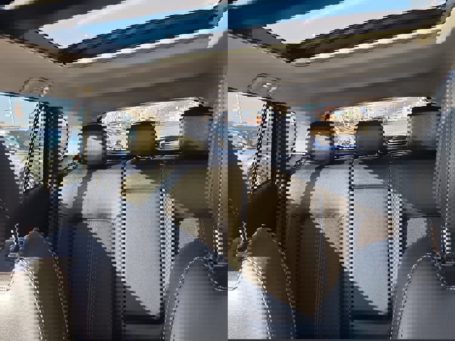 Used 2023 MAZDA CX-50 2.5 S w/ Cargo Package image 18