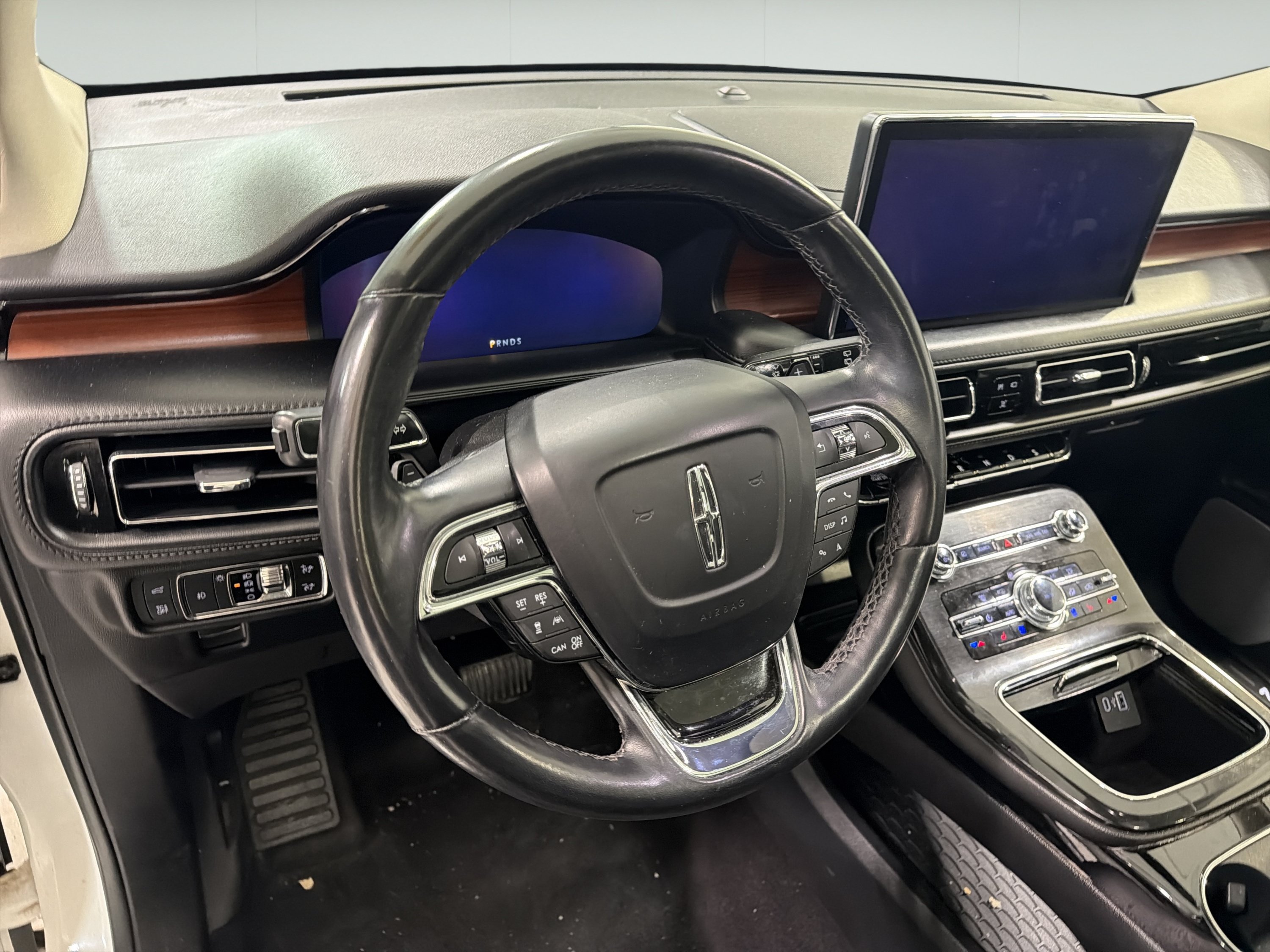 Used 2022 Lincoln Nautilus Reserve w/ Equipment Group 202A AWD/4WD image 16