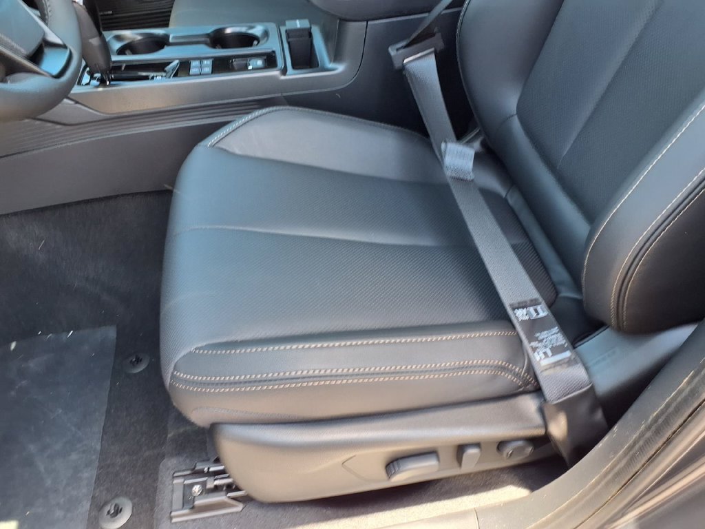 New 2026 Subaru Outback Limited XT AWD/4WD image 17