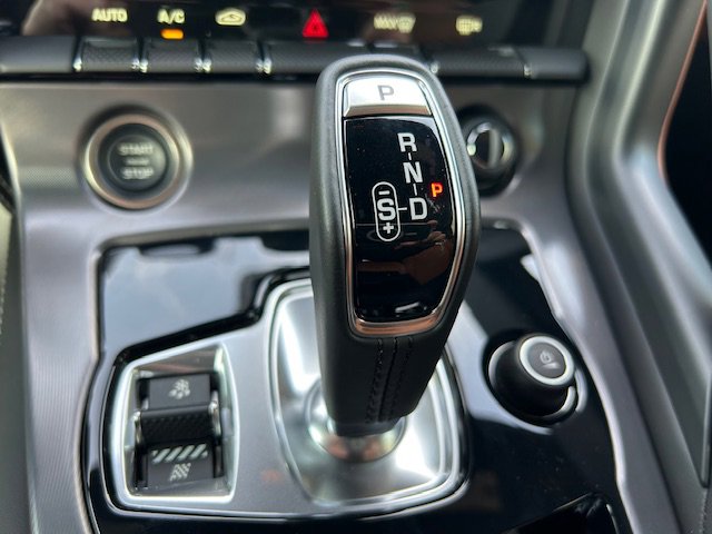 New 2024 Jaguar F-TYPE R image 25