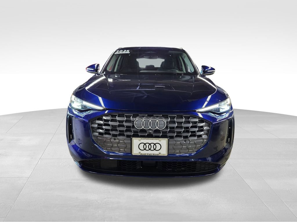 Used 2025 Audi Q5 Premium Plus w/ Premium Plus image 2