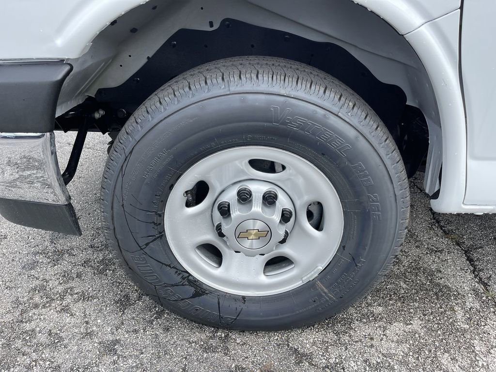 New 2025 Chevrolet Express 2500 w/ Driver Convenience Package image 6