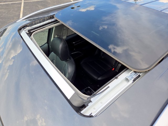 Used 2022 Kia Telluride S AWD/4WD image 3
