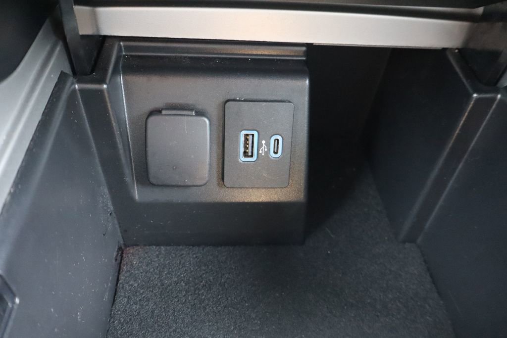 Used 2021 Ford Explorer Timberline image 18