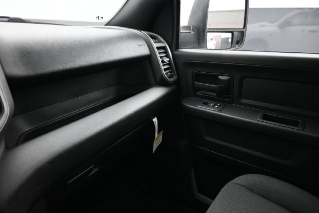New 2027 RAM 3500 Tradesman AWD/4WD image 8