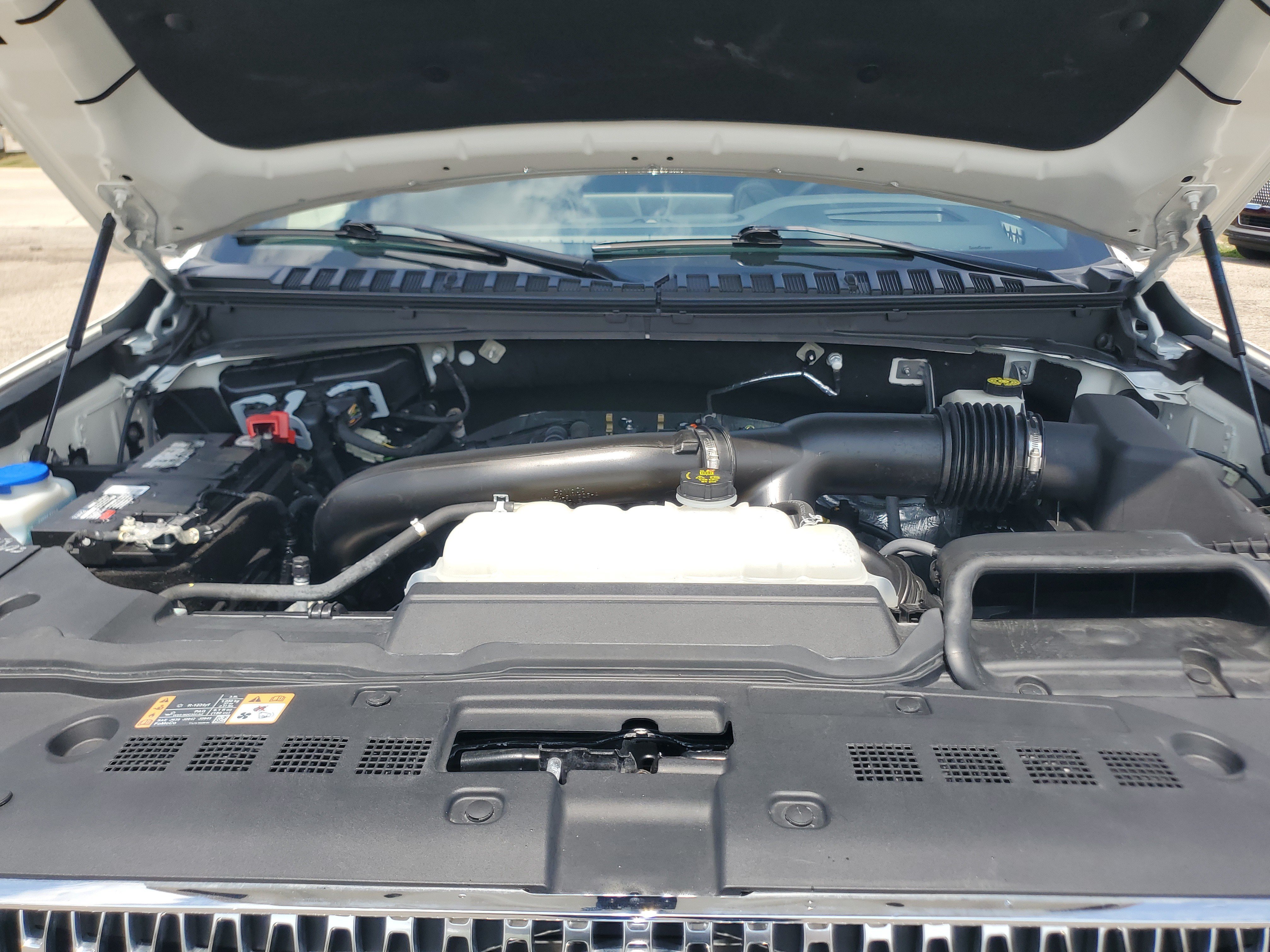 Used 2024 Lincoln Navigator Reserve AWD/4WD image 8