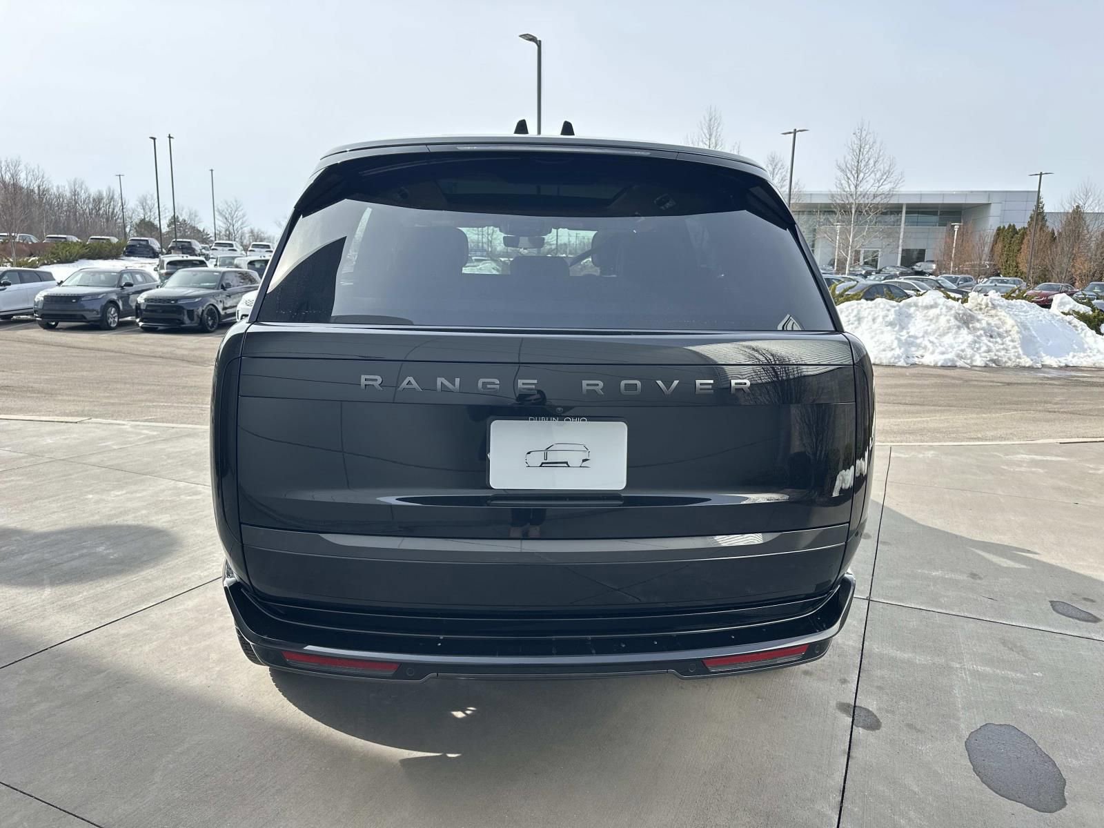 New 2026 Land Rover Range Rover SE image 6