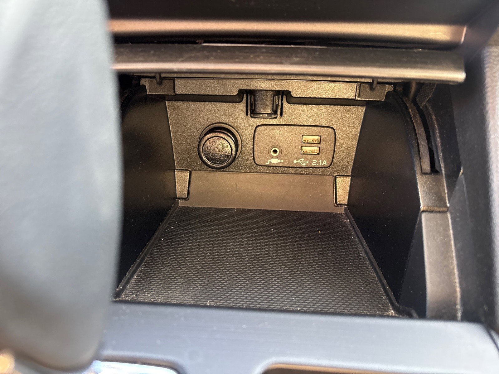 Used 2019 Subaru Outback 2.5i Limited w/ Popular Package #2 image 23