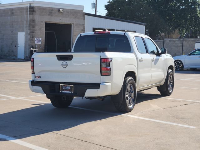 Used 2025 Nissan Frontier SV w/ SV Convenience Package RWD image 14