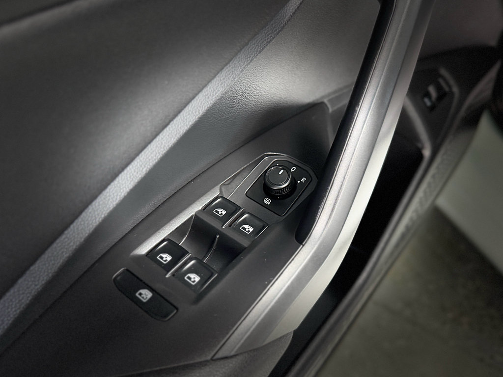 Used 2019 Volkswagen Jetta SE FWD image 14