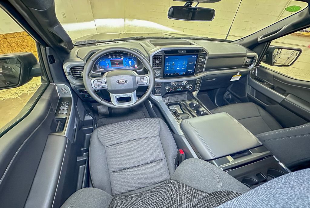 New 2025 Ford F150 XLT w/ Equipment Group 302A MID image 9