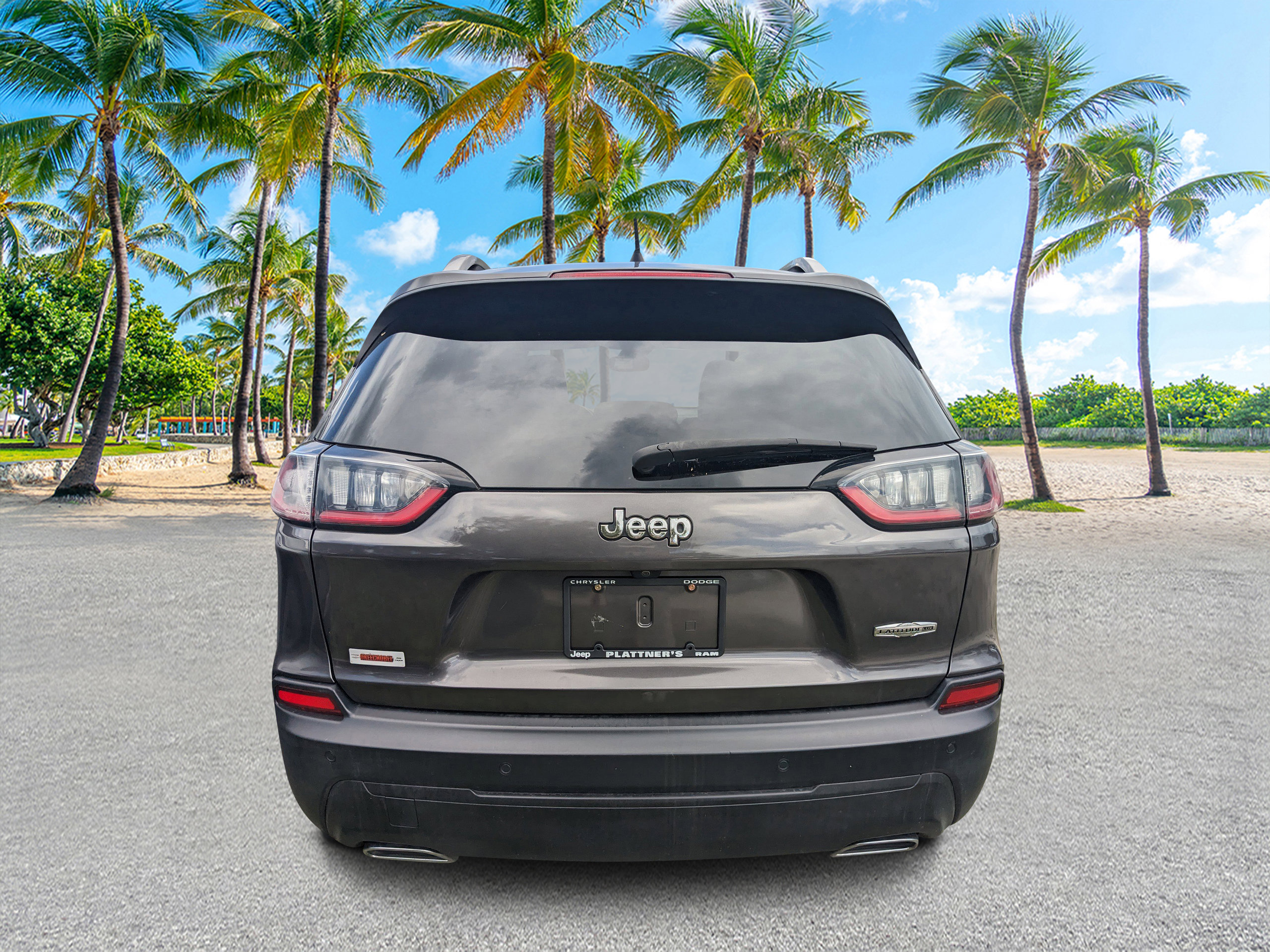 Used 2021 Jeep Cherokee Latitude Lux w/ Comfort/Convenience Group image 5