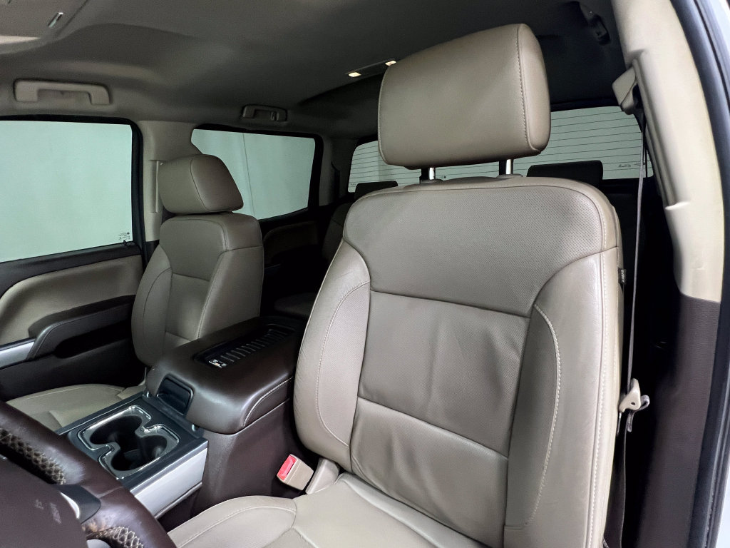 Used 2018 Chevrolet Silverado 1500 LTZ Z71 w/ LTZ Plus Package AWD/4WD image 14