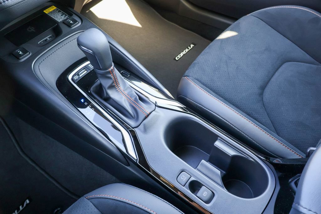 New 2026 Toyota Corolla SE w/ Carpet Mat Package (TMS) image 13