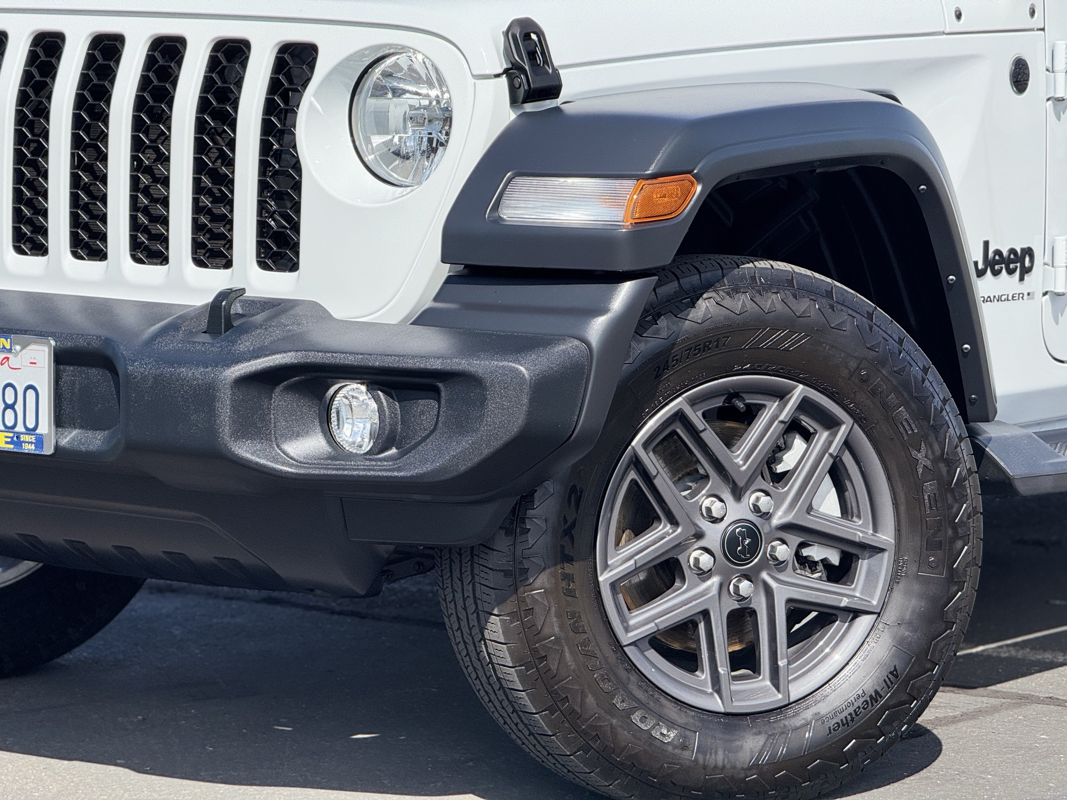 Used 2024 Jeep Wrangler Unlimited Sport AWD/4WD image 3