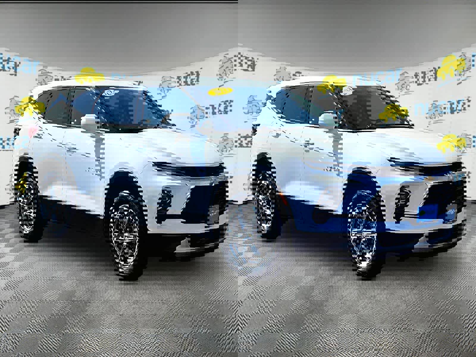 Used 2023 Chevrolet Blazer LT image 1