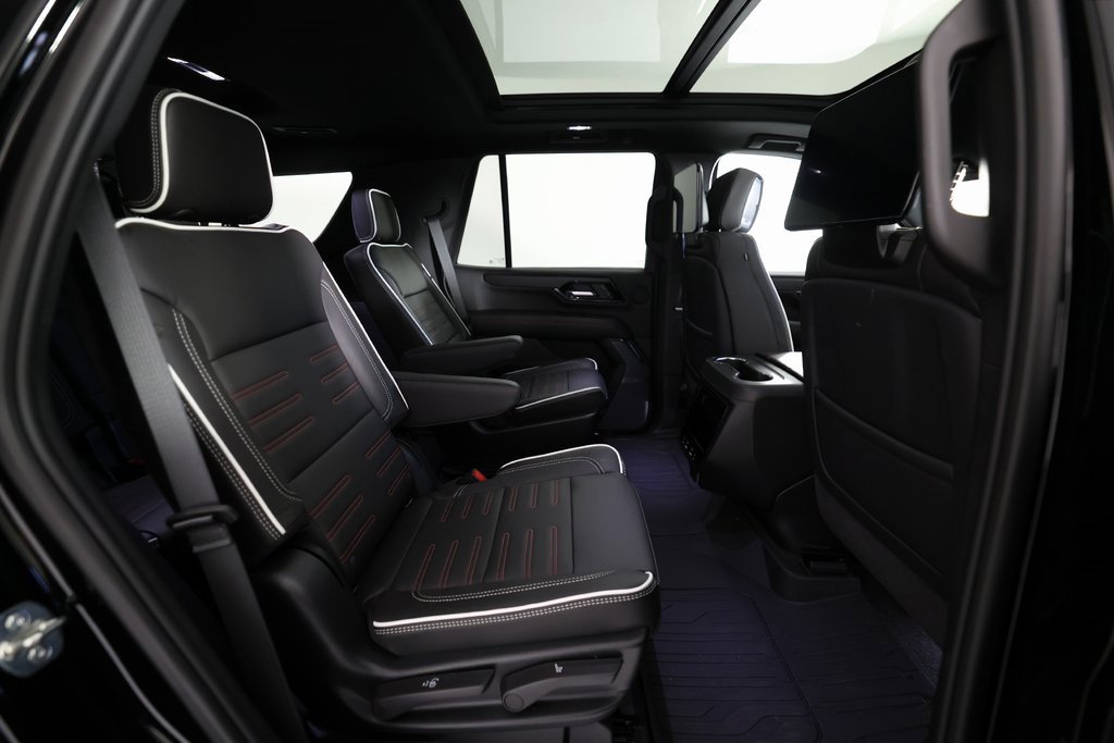 Used 2025 GMC Yukon AT4 Ultimate w/ LPO, Illumination Package image 11