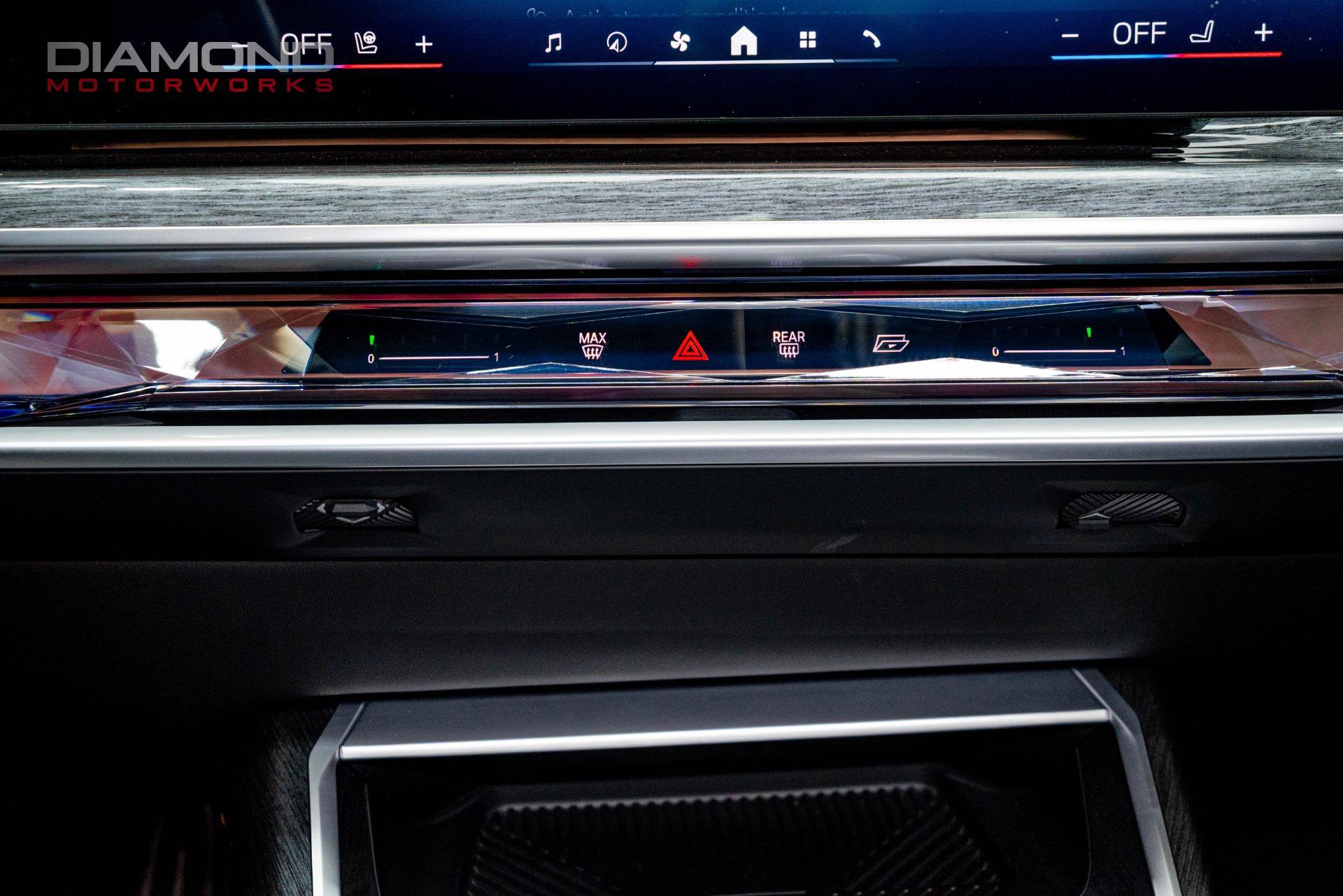 Used 2023 BMW i7 xDrive60 image 95