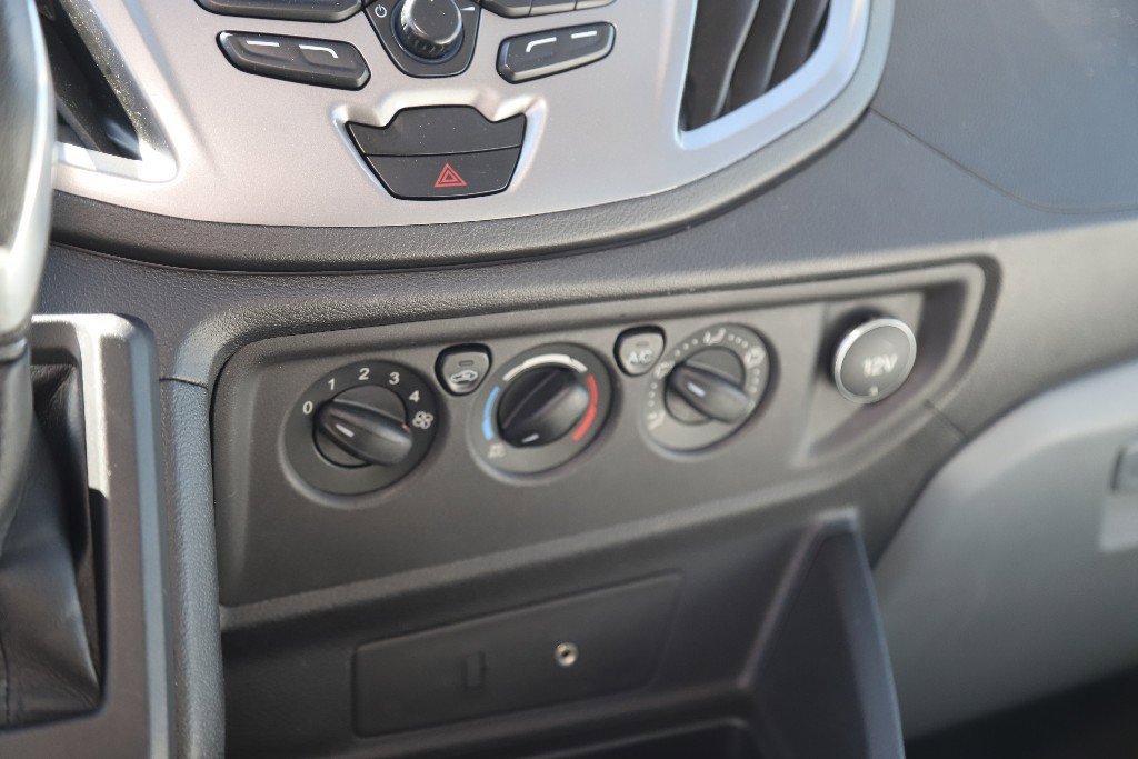 Used 2016 Ford Transit 350 XLT image 25