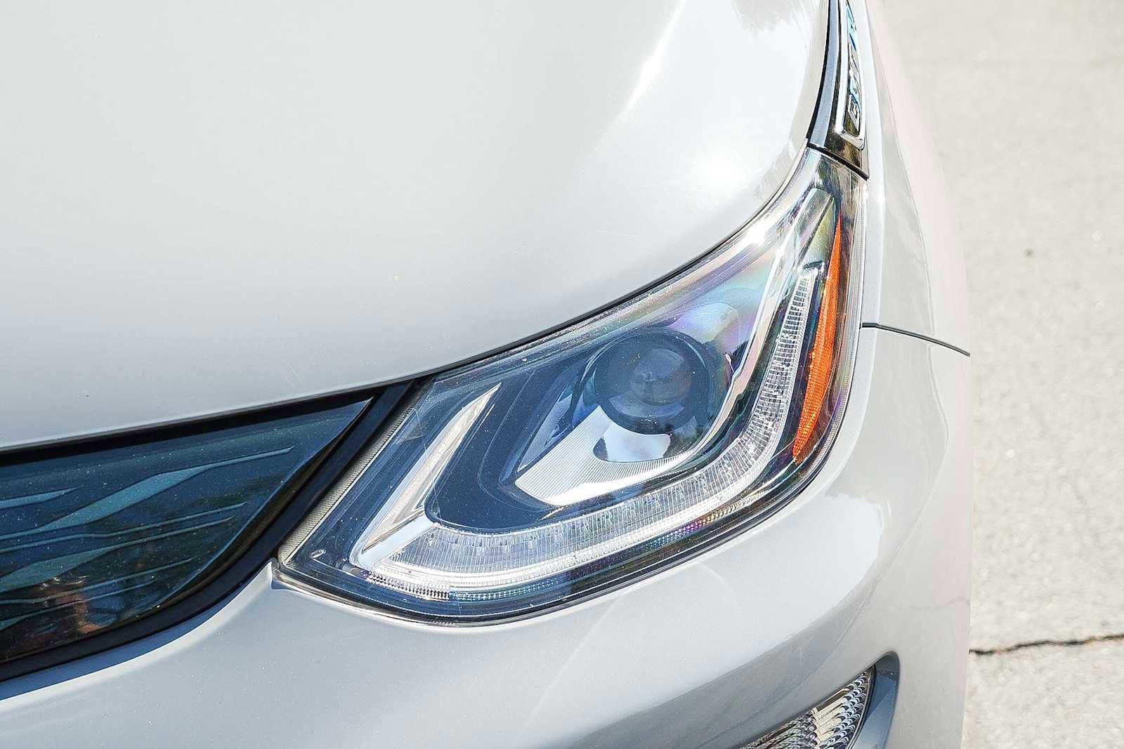 Used 2019 Chevrolet Bolt LT FWD image 8