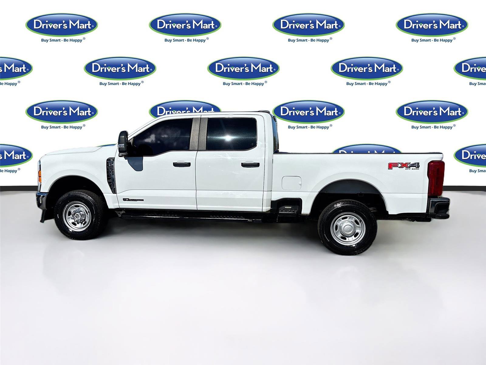 Used 2023 Ford F250 XL w/ FX4 Off-Road Package image 4