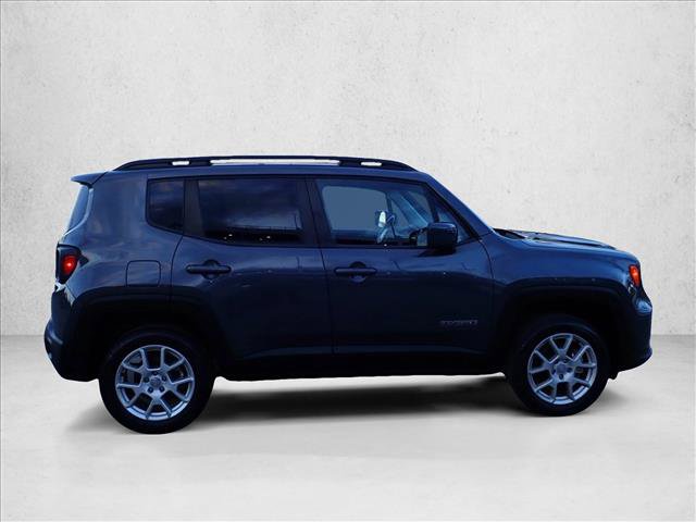 Used 2021 Jeep Renegade Latitude AWD/4WD image 5