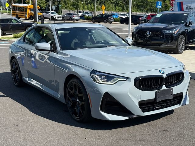 Used 2026 BMW 230i xDrive Coupe w/ Premium Package AWD/4WD image 3