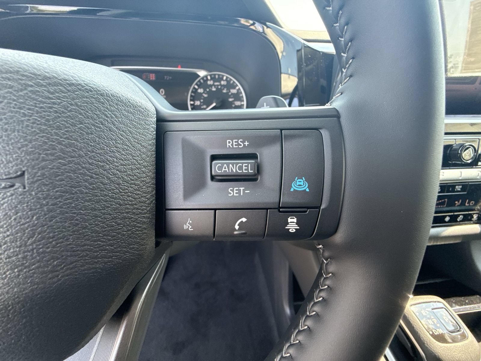 New 2026 Nissan Pathfinder SV AWD/4WD image 33