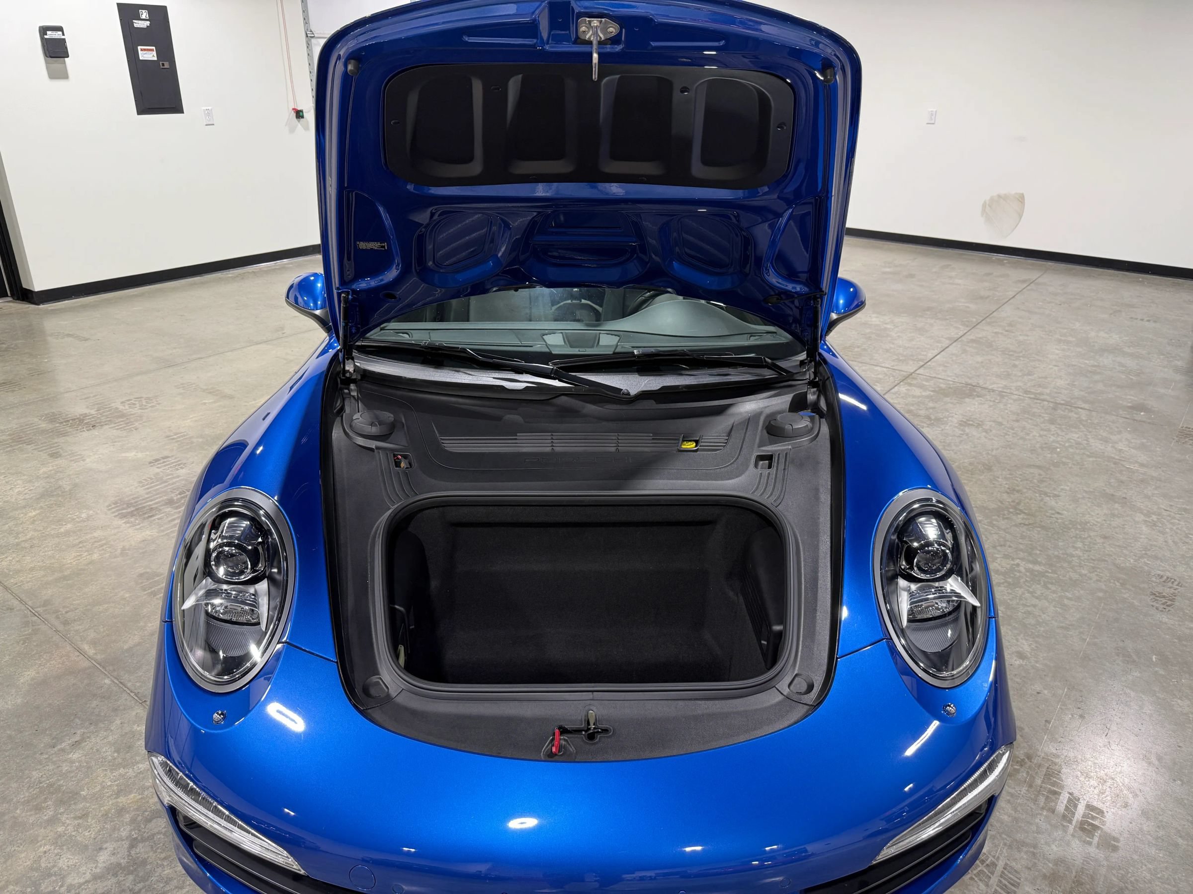 Used 2015 Porsche 911 Carrera image 43
