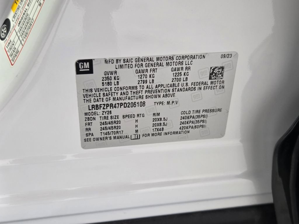 Used 2023 Buick Envision Essence w/ Sport Touring Package AWD/4WD image 30