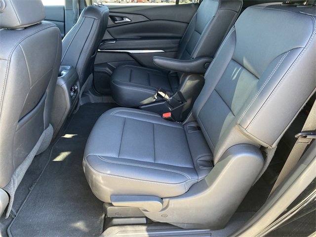 Certified 2025 Chevrolet Traverse LT image 36