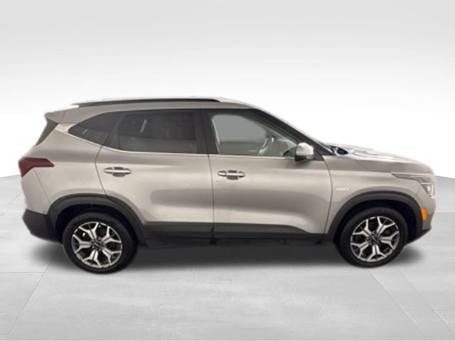 Used 2022 Kia Seltos EX AWD/4WD image 10
