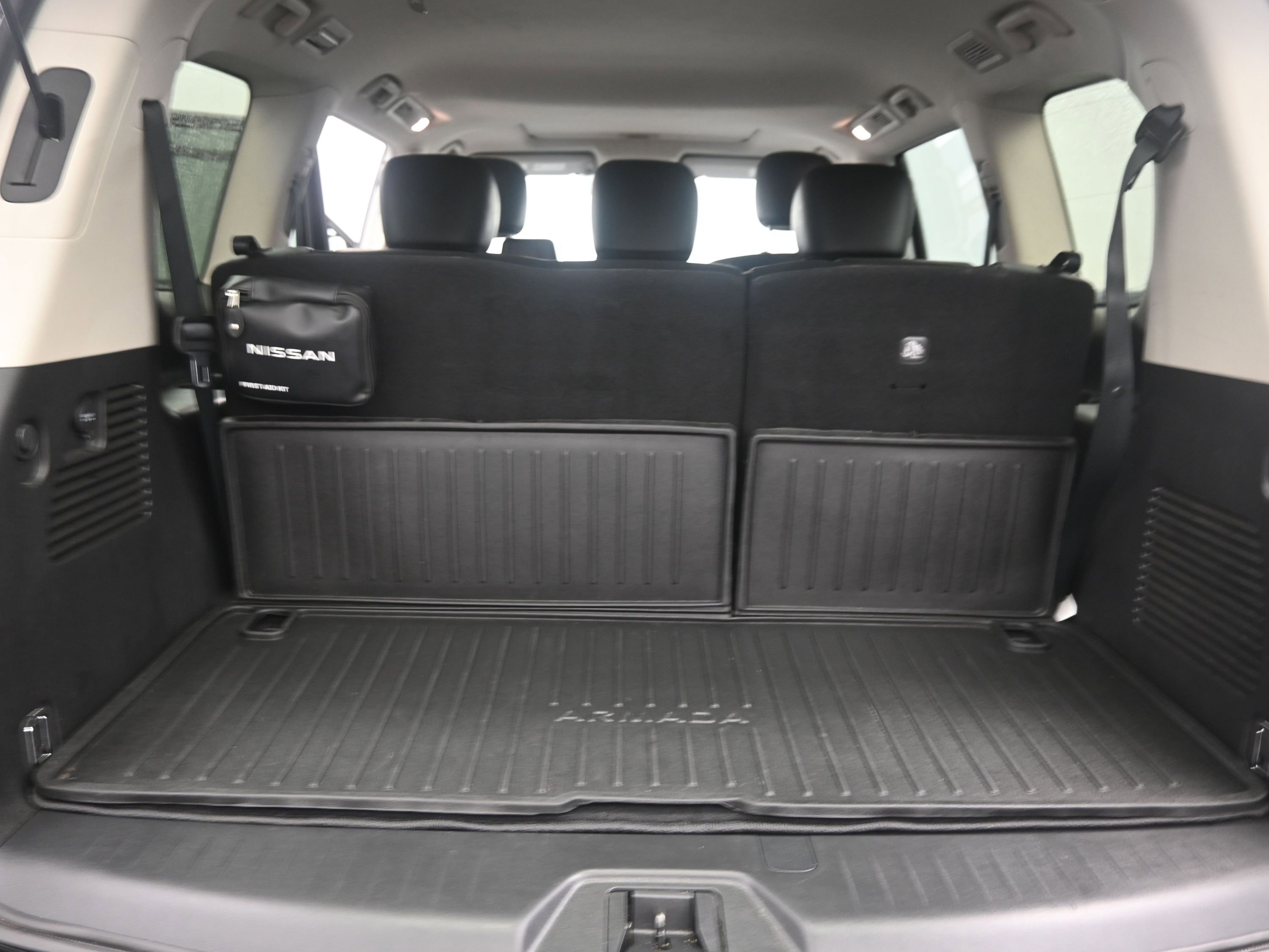 Used 2024 Nissan Armada SL w/ Cargo Package image 18