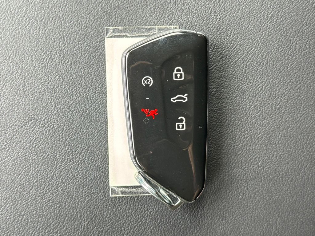 Used 2025 Volkswagen Atlas SE image 22