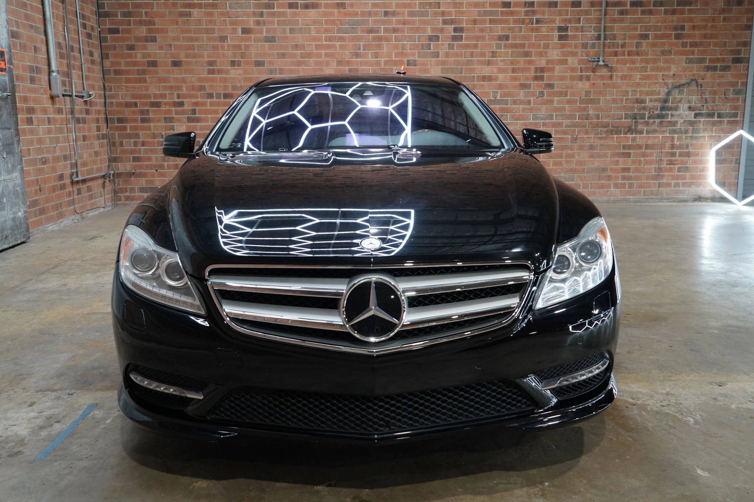 Used 2011 Mercedes-Benz CL 550 4MATIC w/ Sport Pkg Plus One image 5