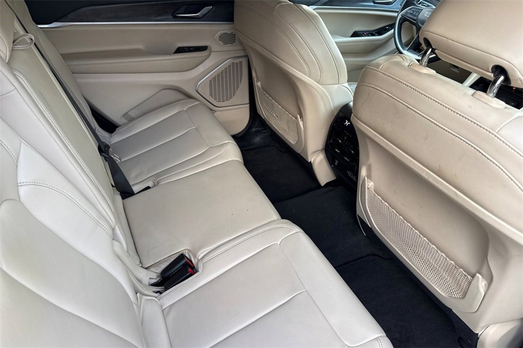 Used 2021 Jeep Grand Cherokee L Limited image 24