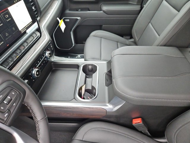 New 2026 GMC Sierra 2500 SLT w/ SLT Convenience Package image 30