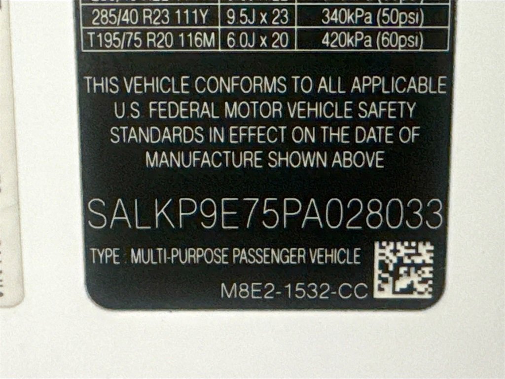 Certified 2023 Land Rover Range Rover SE image 33