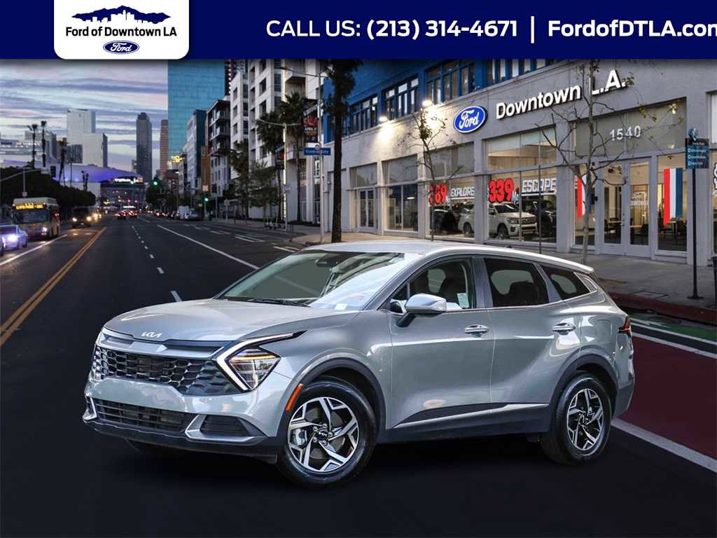 Used 2024 Kia Sportage LX image 1