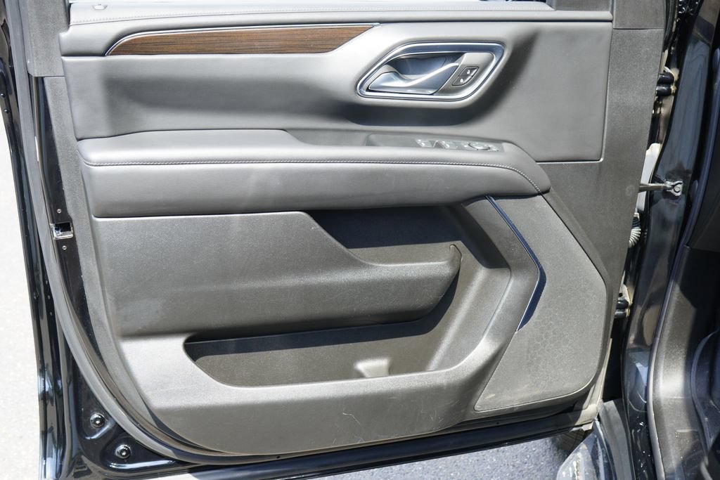 Used 2022 GMC Yukon SLE AWD/4WD image 10