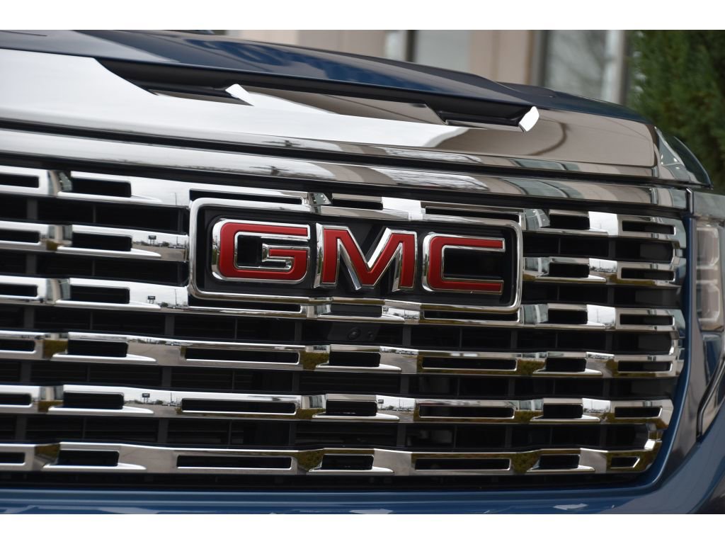 Used 2024 GMC Sierra 1500 Denali image 10