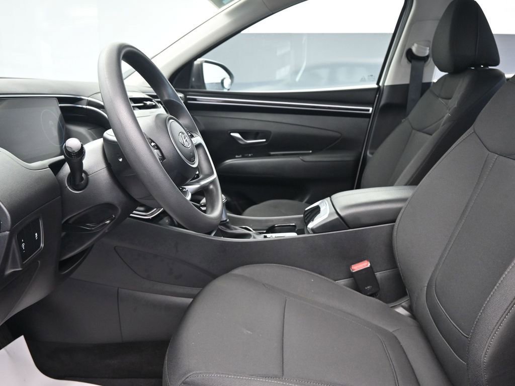 Used 2024 Hyundai Tucson SE image 24
